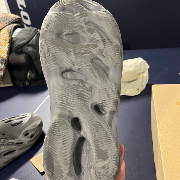 Adidas Foam RNR Box - Picture 4 of 9